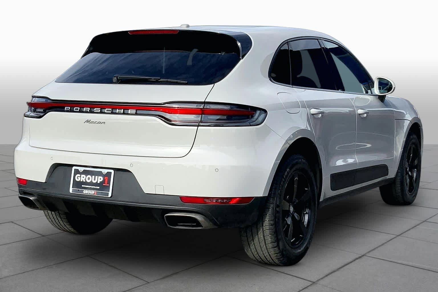 Used 2019 Porsche Macan AWD/4WD image 12