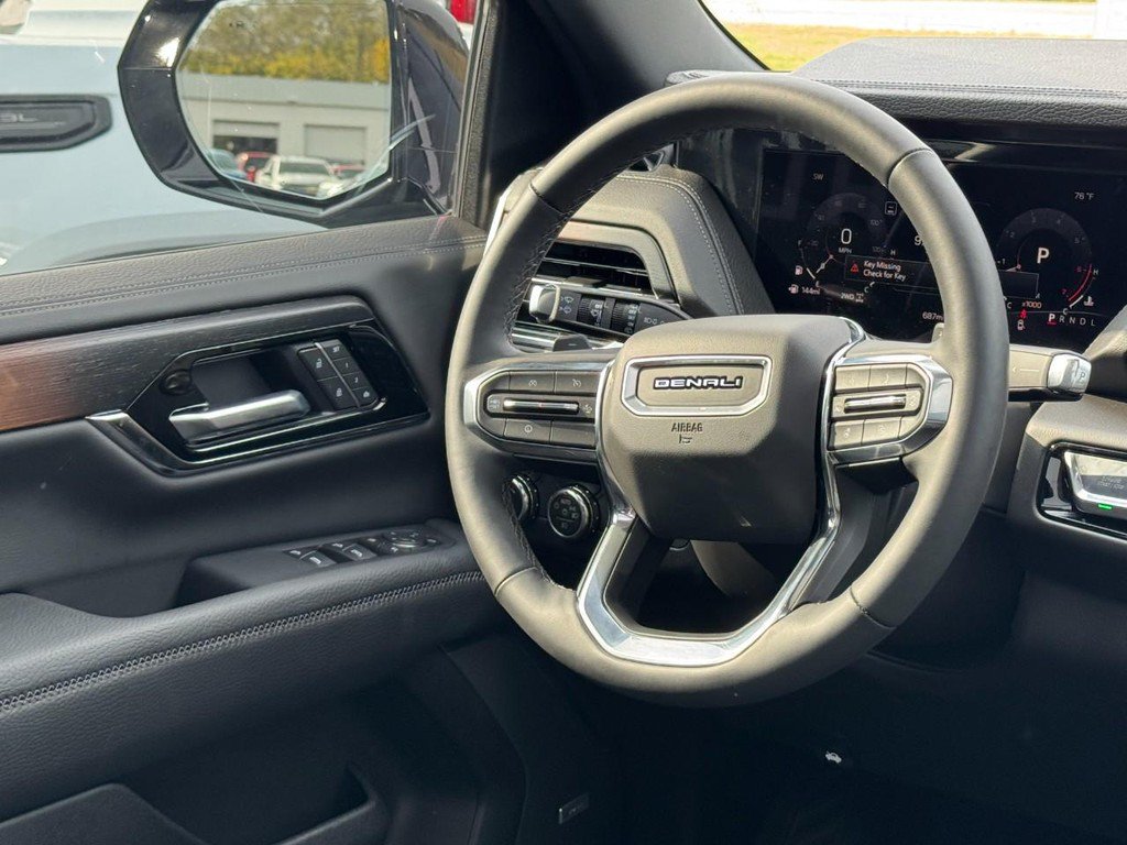 New 2026 GMC Yukon Denali w/ Sun & Power Step Package AWD/4WD image 13