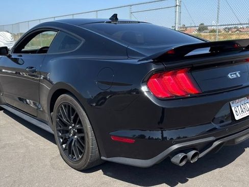 Used 2020 Ford Mustang GT Premium w/ GT Performance Package RWD image 7