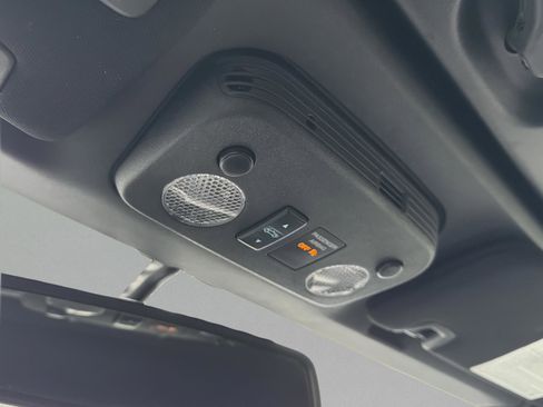 Used 2020 Ford Mustang Premium image 18