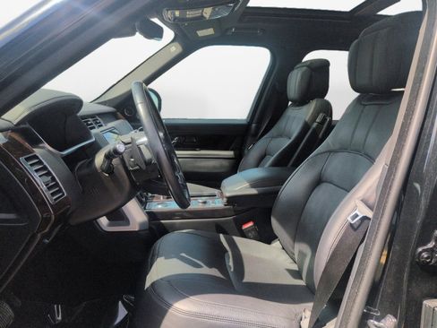 Used 2019 Land Rover Range Rover HSE image 9