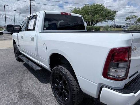 Used 2024 RAM 2500 Big Horn w/ Night Edition AWD/4WD image 20