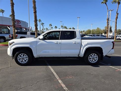 Certified 2024 Toyota Tacoma SR5 image 7