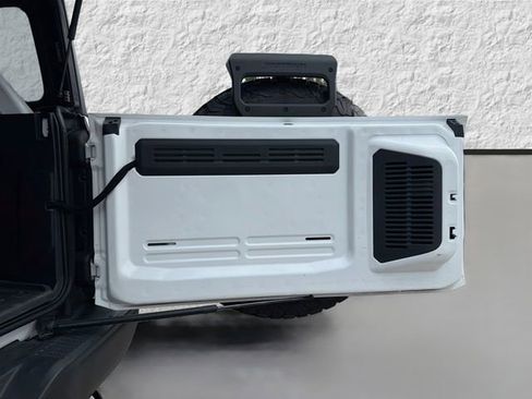 Used 2023 Ford Bronco Raptor AWD/4WD image 13