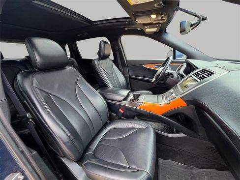 Used 2018 Lincoln MKX Reserve image 14