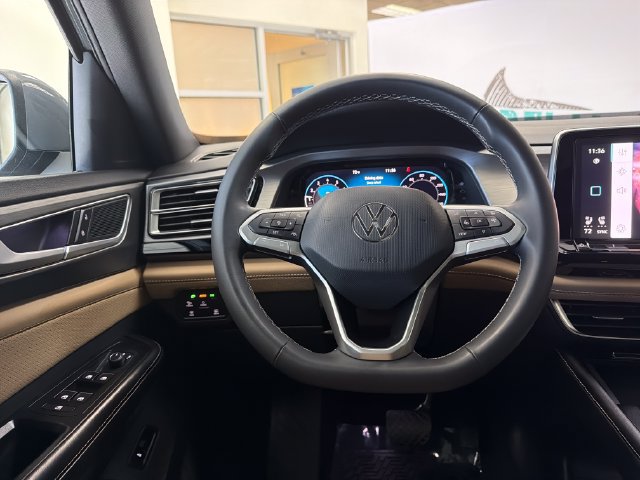 Used 2024 Volkswagen Atlas Cross Sport SE AWD/4WD image 15