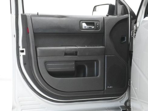 Used 2014 Ford Flex SE image 13
