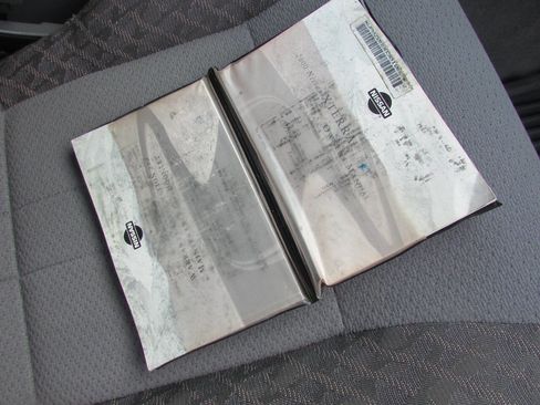 Used 2000 Nissan Xterra XE image 35