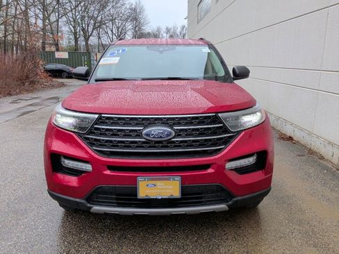 Certified 2024 Ford Explorer XLT w/ Equipment Group 202A AWD/4WD image 3