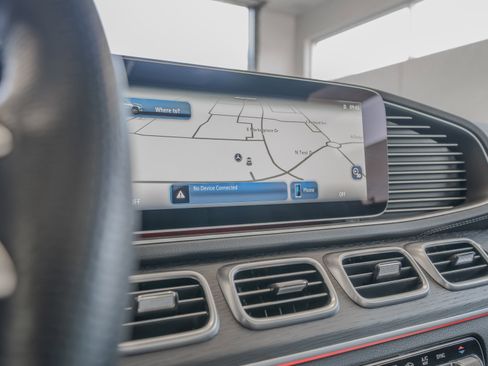 Certified 2025 Mercedes-Benz GLS 450 4MATIC w/ AMG Line Exterior image 33