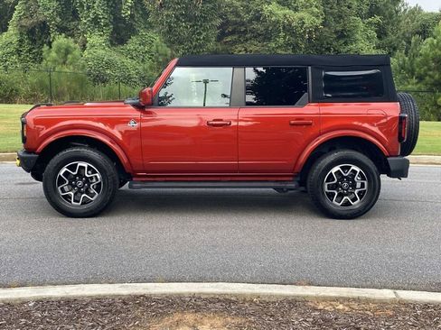Used 2024 Ford Bronco Outer Banks AWD/4WD image 7