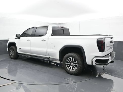 Used 2019 GMC Sierra 1500 AT4 w/ Off Road Performance Package AWD/4WD image 9