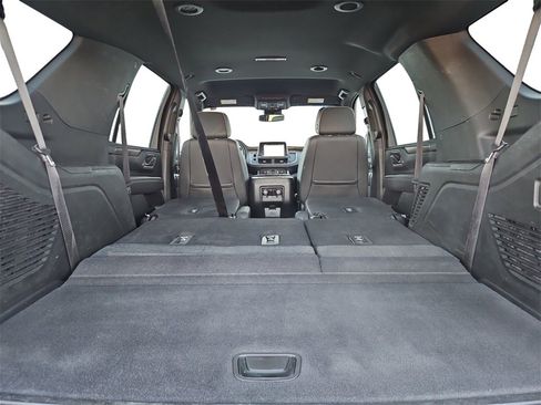 Used 2023 Chevrolet Tahoe Premier image 32