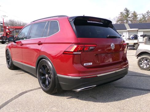 Used 2018 Volkswagen Tiguan SE image 4