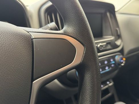 Used 2022 Chevrolet Colorado W/T w/ Custom Special Edition image 14