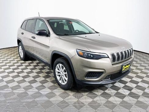 Used 2021 Jeep Cherokee Sport w/ Popular Appearance Group AWD/4WD image 1