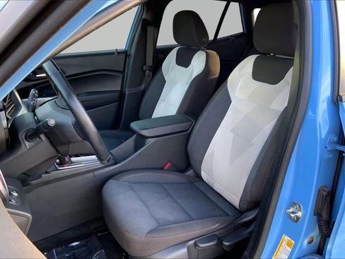 Used 2024 Chevrolet Trax RS w/ Driver Confidence Package FWD image 8