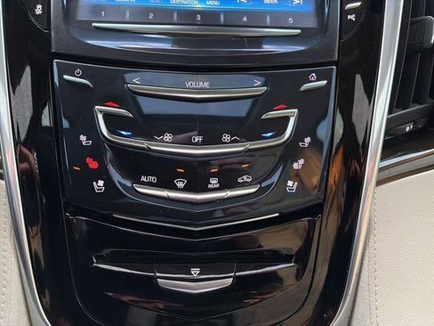 Used 2019 Cadillac Escalade Premium Luxury image 29