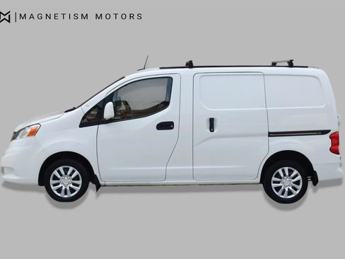 Used 2020 Nissan NV200 SV FWD image 2