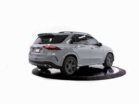Used 2025 Mercedes-Benz GLE 450e 4MATIC image 7