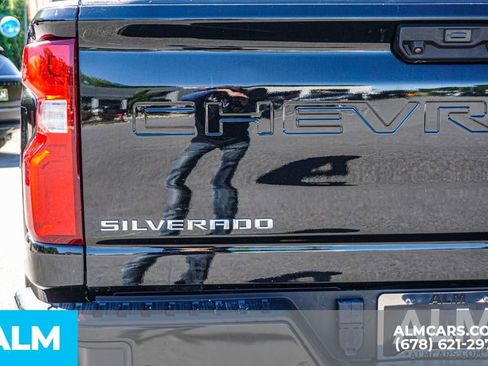Used 2023 Chevrolet Silverado 2500 High Country AWD/4WD image 15