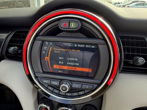 Used 2021 MINI Cooper S w/ Signature Upholstery Package image 25