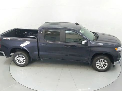 Used 2022 Chevrolet Silverado 1500 LT image 41