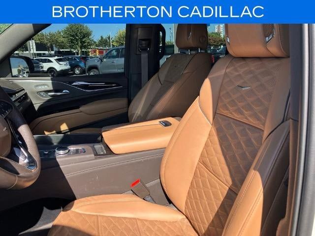 Certified 2023 Cadillac Escalade Sport w/ LPO, ONYX Package AWD/4WD image 19