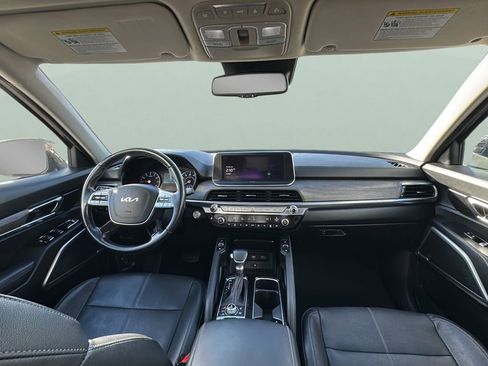 Used 2022 Kia Telluride EX w/ EX Premium Package image 25