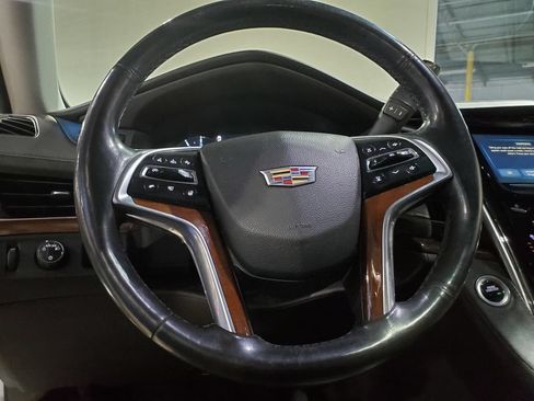 Used 2018 Cadillac Escalade Luxury RWD image 29