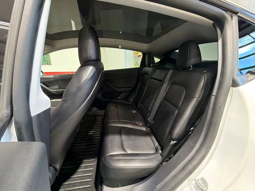 Used 2020 Tesla Model Y Long Range AWD/4WD image 98