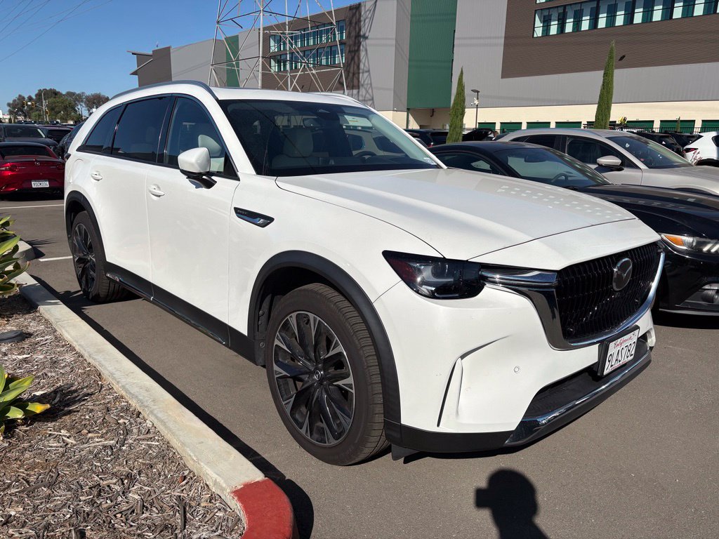 Used 2024 MAZDA CX-90 Plug-In Hybrid w/ Premium Plus AWD/4WD image 4