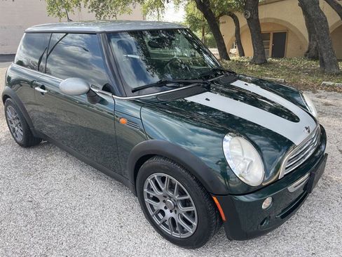 Used 2006 MINI Cooper Hardtop FWD image 5