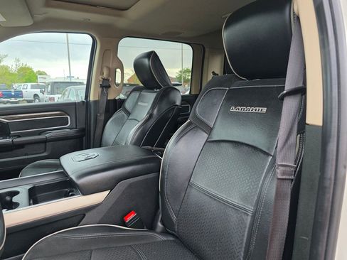 Used 2021 RAM 3500 Laramie AWD/4WD image 12