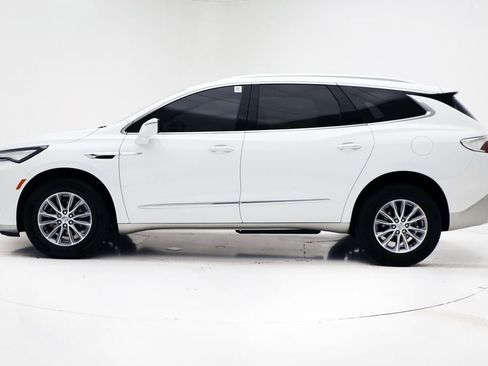 Used 2023 Buick Enclave Essence AWD/4WD image 6