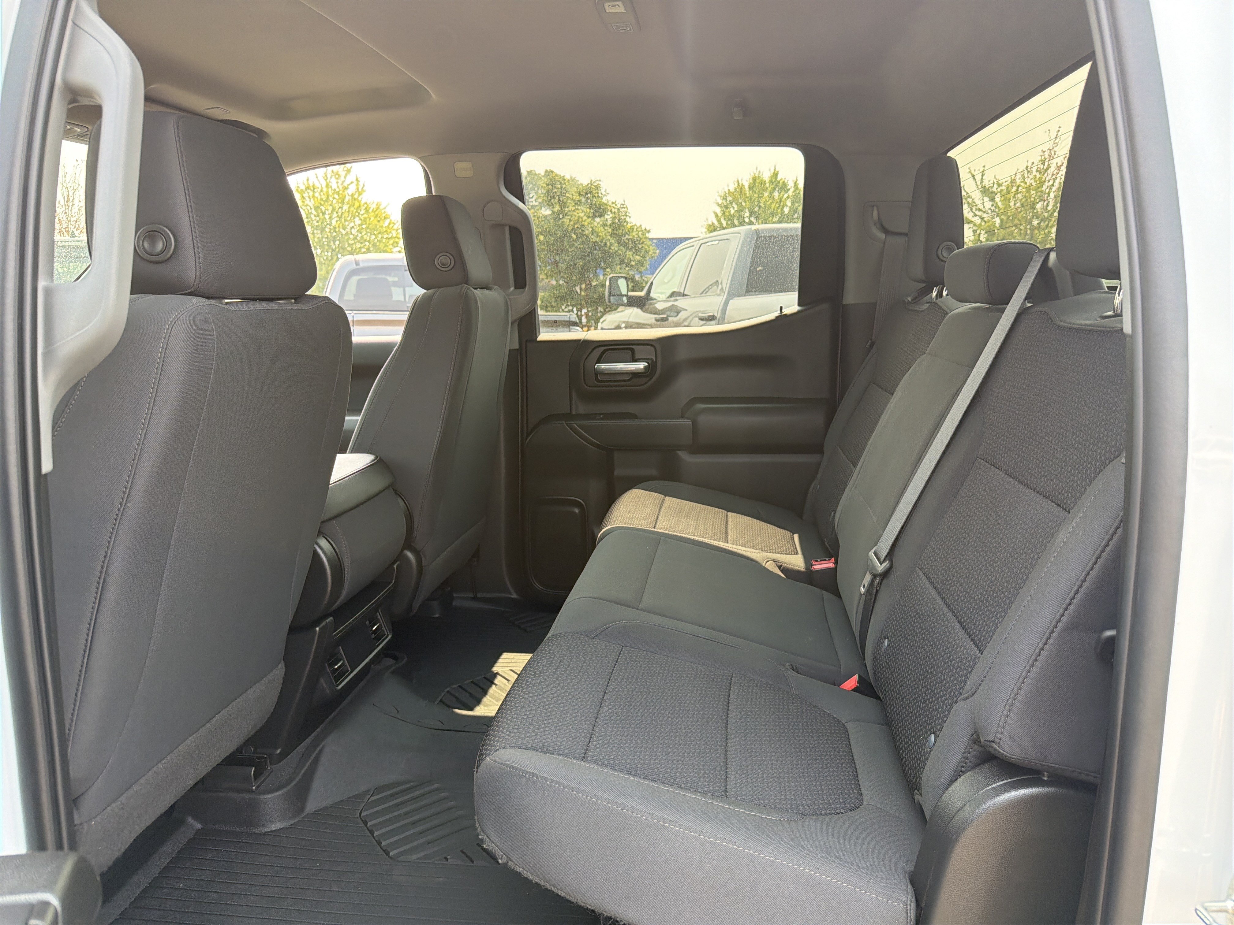 Used 2021 Chevrolet Silverado 1500 Custom AWD/4WD image 11