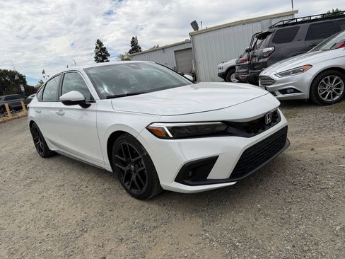 Used 2024 Honda Civic Sport Touring image 7