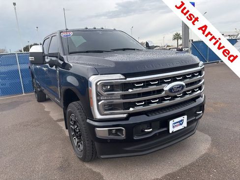 Used 2024 Ford F350 Platinum image 3