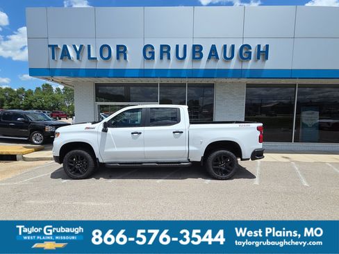 New 2026 Chevrolet Silverado 1500 LT Trail Boss w/ Safety Package AWD/4WD image 1