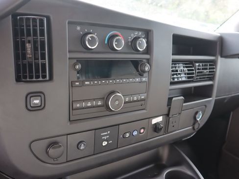 New 2025 GMC Savana 3500 w/ Power Convenience Package image 13