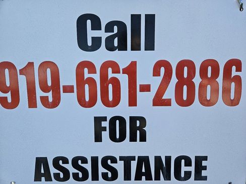 Used 2016 Toyota Sienna L image 59