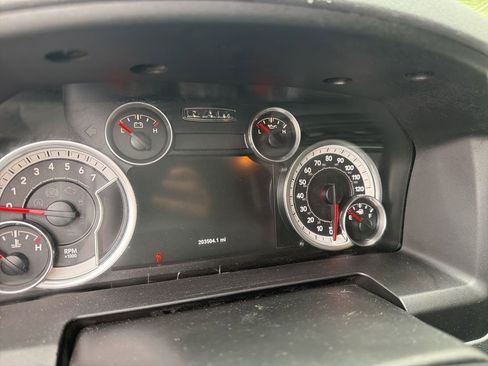 Used 2015 RAM 1500 Classic SLT image 7