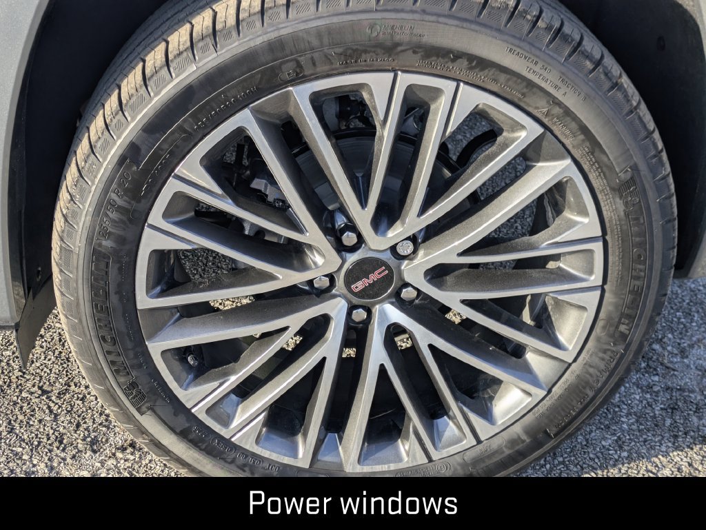 New 2027 GMC Terrain Denali w/ LPO, Floor Liner Package AWD/4WD image 11