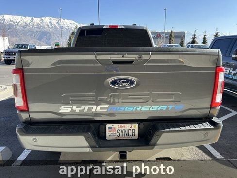 Used 2023 Ford F150 Lariat w/ Max Trailer Tow Package image 13