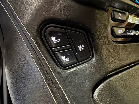 Used 2016 Chevrolet Tahoe LTZ AWD/4WD image 20