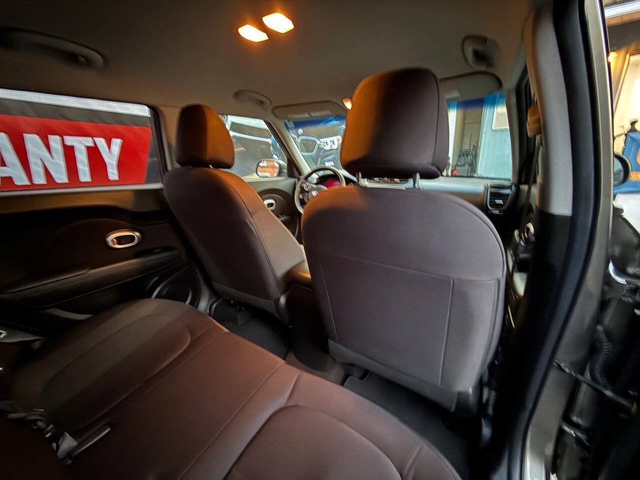 Used 2017 Kia Soul FWD image 7