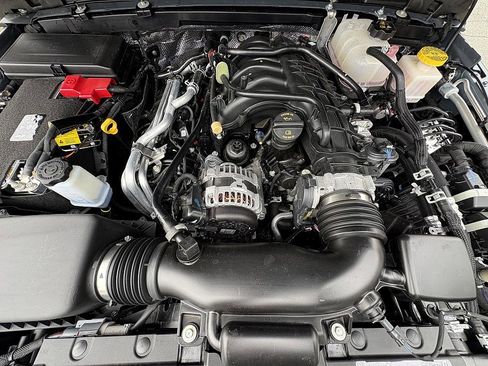 Used 2025 Jeep Gladiator Rubicon image 25