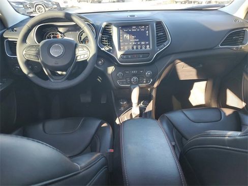 Used 2021 Jeep Cherokee Trailhawk w/ Sun, Sound & Nav Group image 22