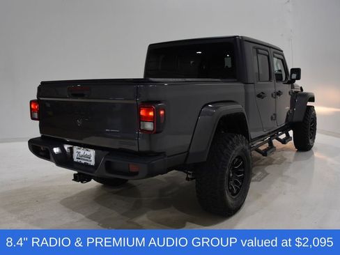 Used 2021 Jeep Gladiator Sport image 4