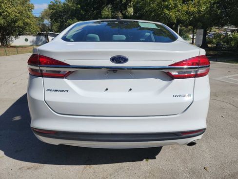 Used 2018 Ford Fusion S image 6